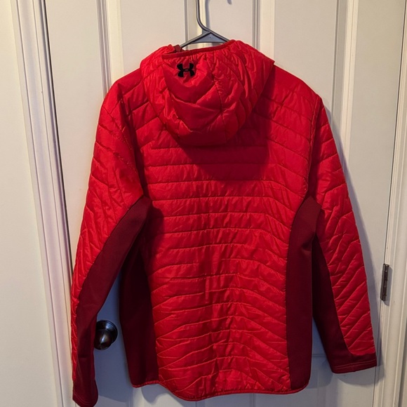 Under Armour Red Quilted Hooded Puffer Jacket - Picture 8 of 10